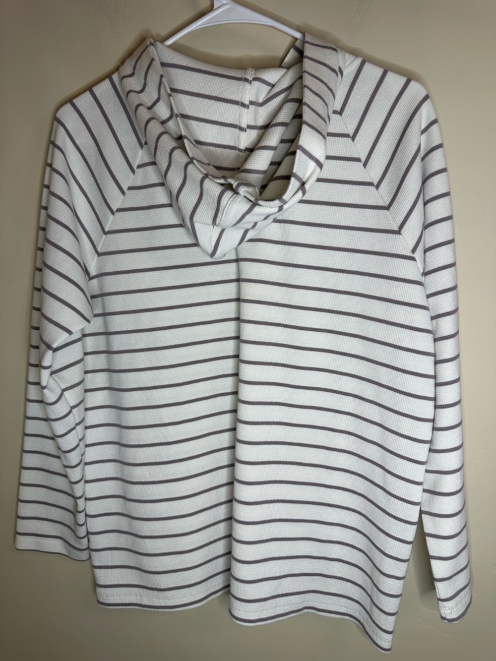 Max & Mia XL Striped Waffle Knit Hooded Pullover Top ⭐ 5 FOR $25 ⭐ - Picture 2 of 5
